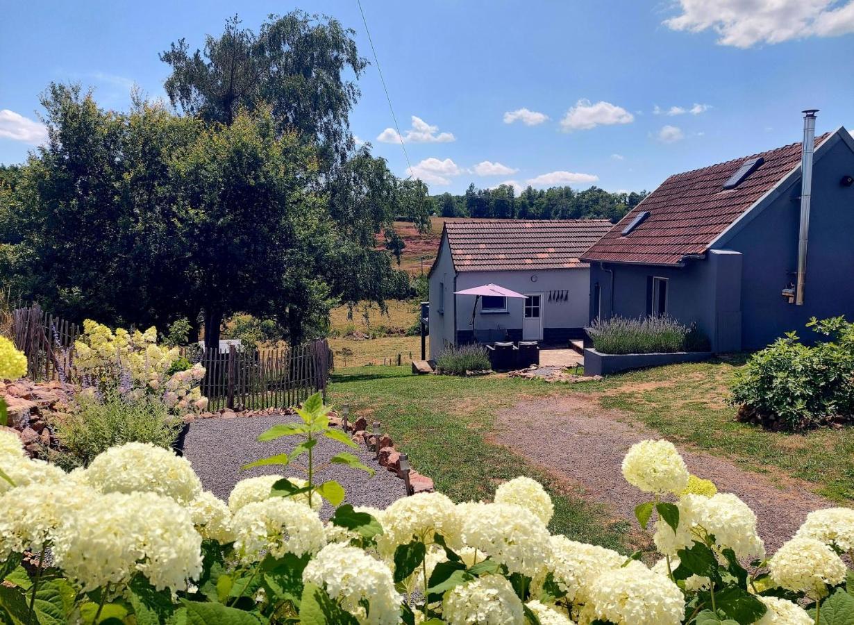 Maison Du Grand Moulin Saint-Aubin-en-Charollais Eksteriør bilde