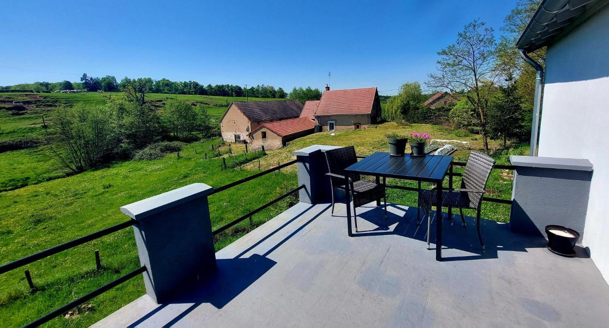 Maison Du Grand Moulin Saint-Aubin-en-Charollais Eksteriør bilde